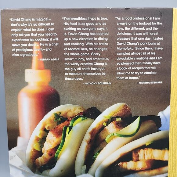 MOMOFUKO David Chang Peter Meehan Restaurant New York City Cookbook 1st Edition - Picture 3 of 16